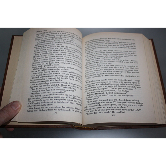 1989 Reader's Digest Condensed Books Morning Glory Toy Soldiers The Donkey's Gif - Picture 4 of 5